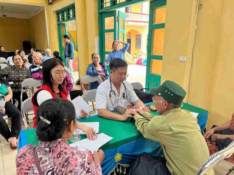 img-chuong-trinh-cham-soc-suc-khoe-tai-ha-nam-cung-voi-bac-si-tuyet-lan-3