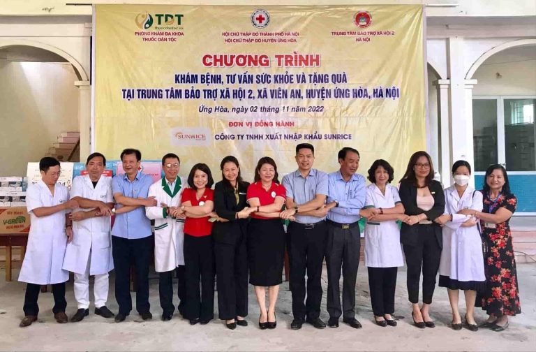 img-mang-yeu-thuong-den-trung-tam-bao-tro-xa-hoi-so-ii-1