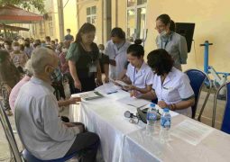 img-mang-yeu-thuong-den-trung-tam-bao-tro-xa-hoi-so-ii-3