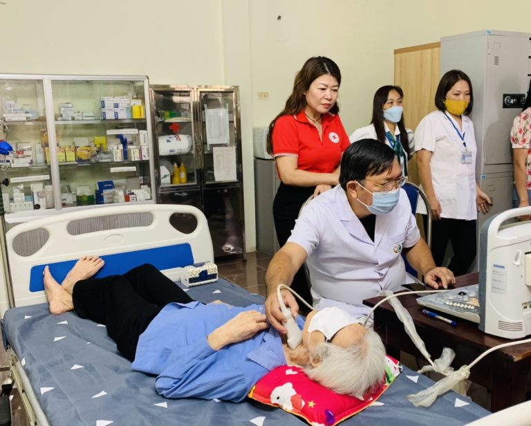 img-mang-yeu-thuong-den-trung-tam-bao-tro-xa-hoi-so-ii-5